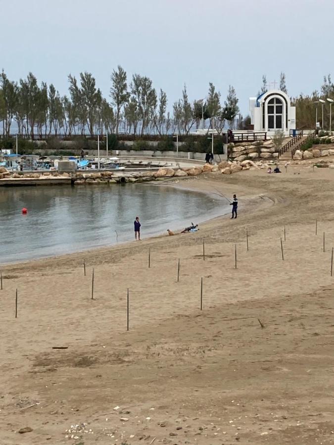 פרוטאראס Trident Beach Apartment מראה חיצוני תמונה