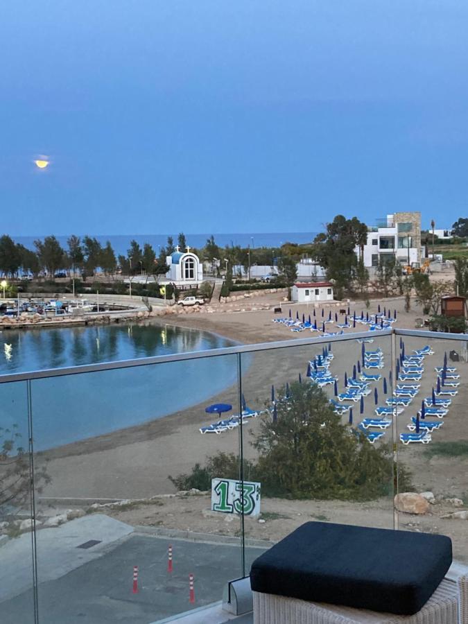 פרוטאראס Trident Beach Apartment מראה חיצוני תמונה