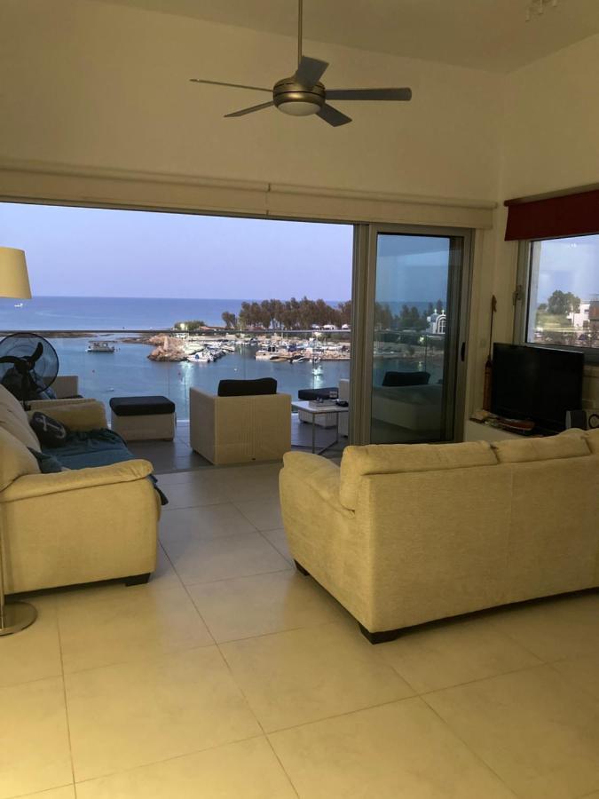 פרוטאראס Trident Beach Apartment מראה חיצוני תמונה