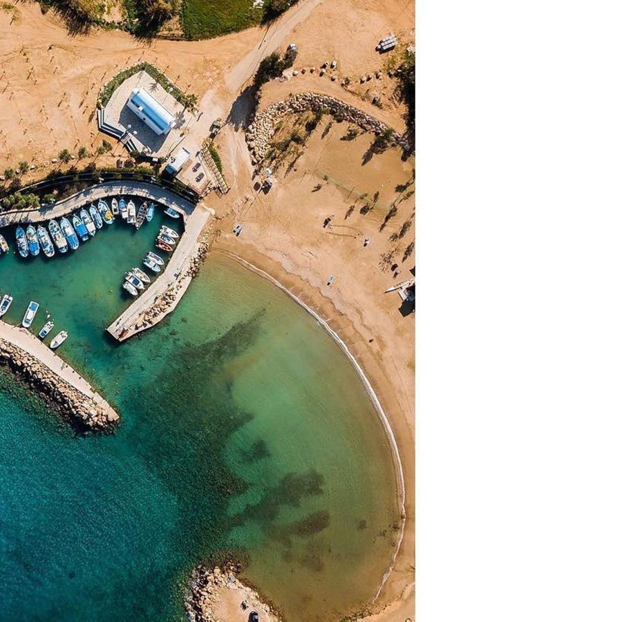 פרוטאראס Trident Beach Apartment מראה חיצוני תמונה
