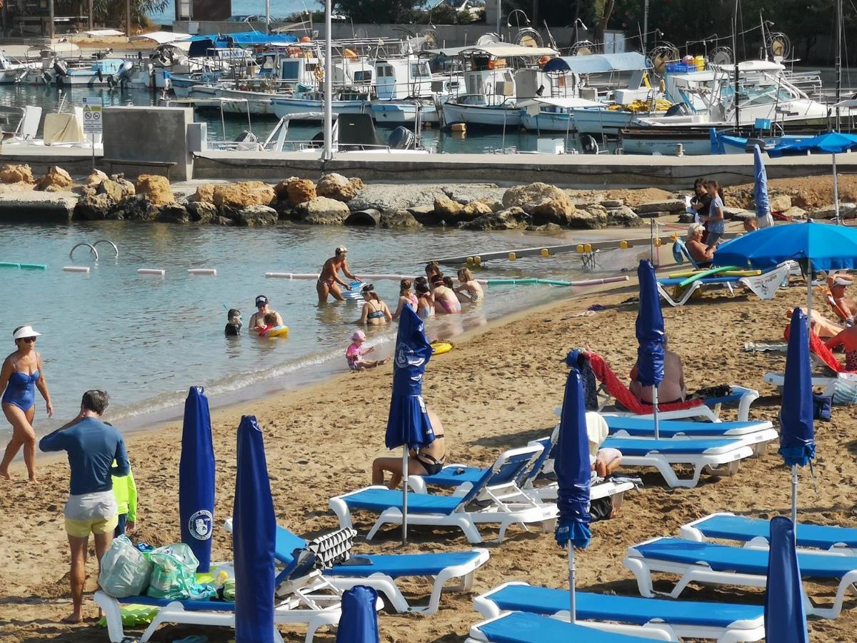 פרוטאראס Trident Beach Apartment מראה חיצוני תמונה