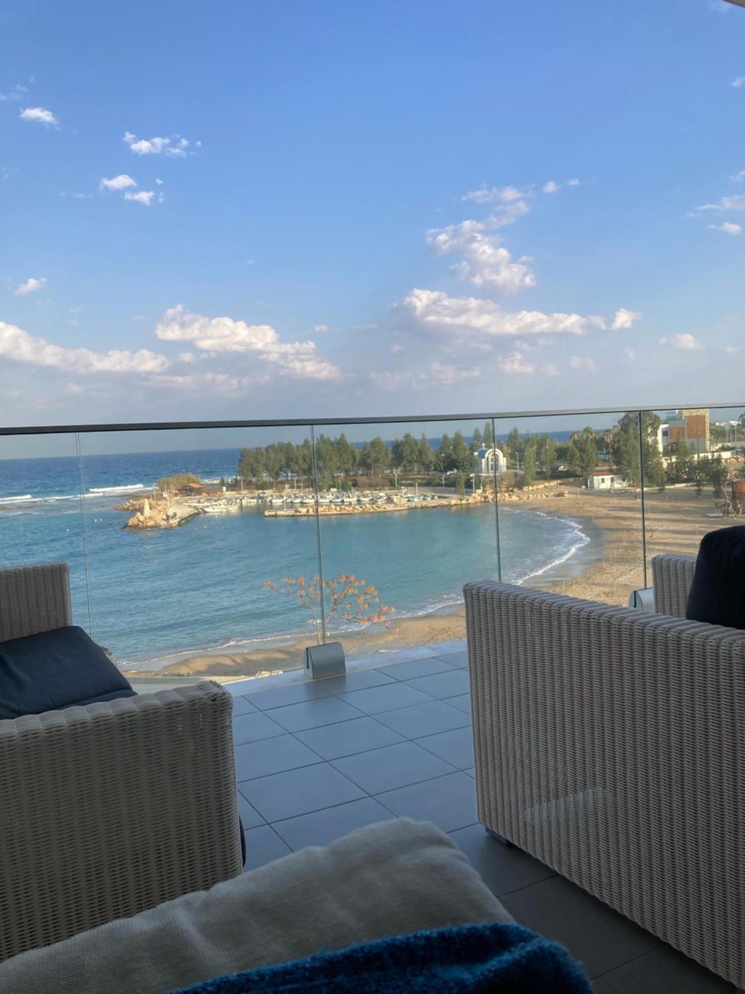 פרוטאראס Trident Beach Apartment מראה חיצוני תמונה