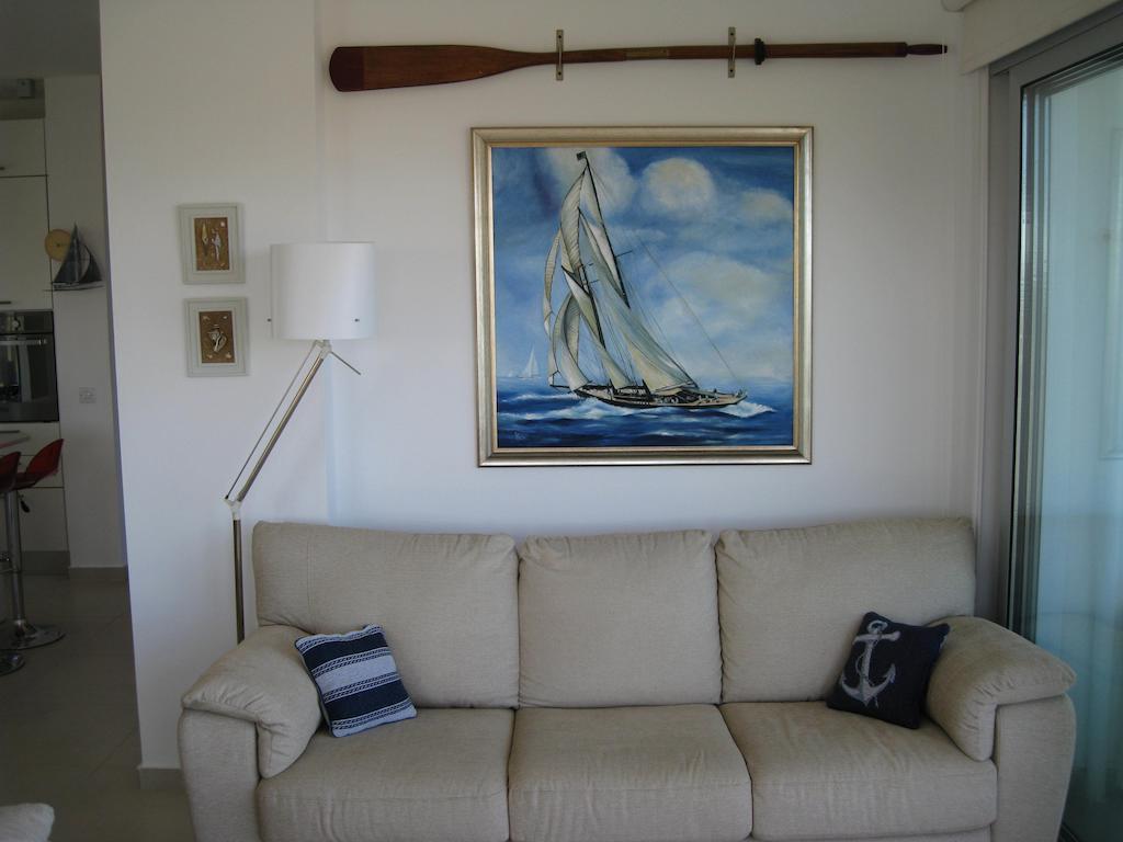 פרוטאראס Trident Beach Apartment חדר תמונה